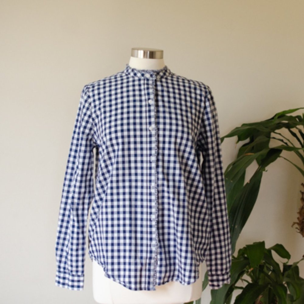 Lucky Brand classic fit button-down plaid shirt blouse size M